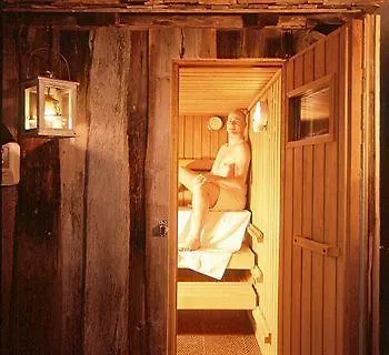 라이니셔 호프 호텔 4*