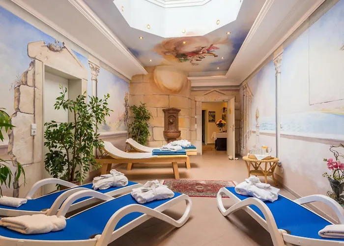 Rheinischer Hof 4*