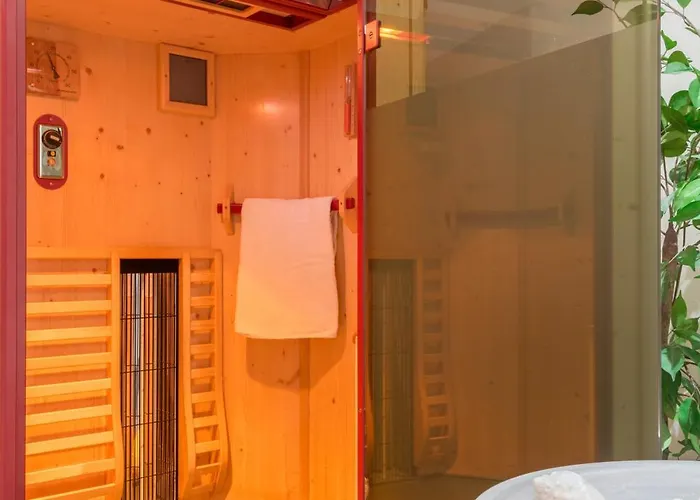 Hotel Rheinischer Hof 4*