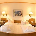 Hotel Rheinischer Hof