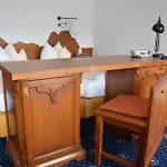 Hotel Rheinischer Hof 4*