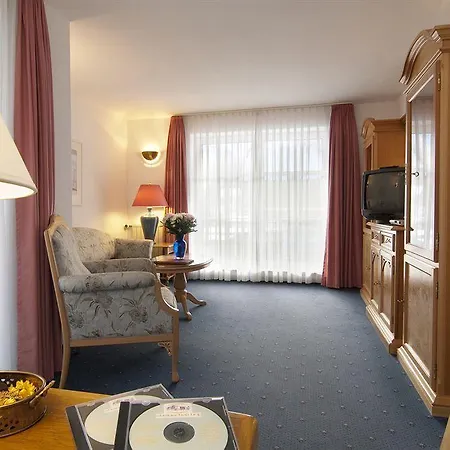Rheinischer Hof Hotell 4*