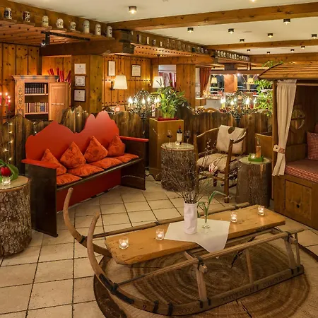 Hotel Rheinischer Hof 4*